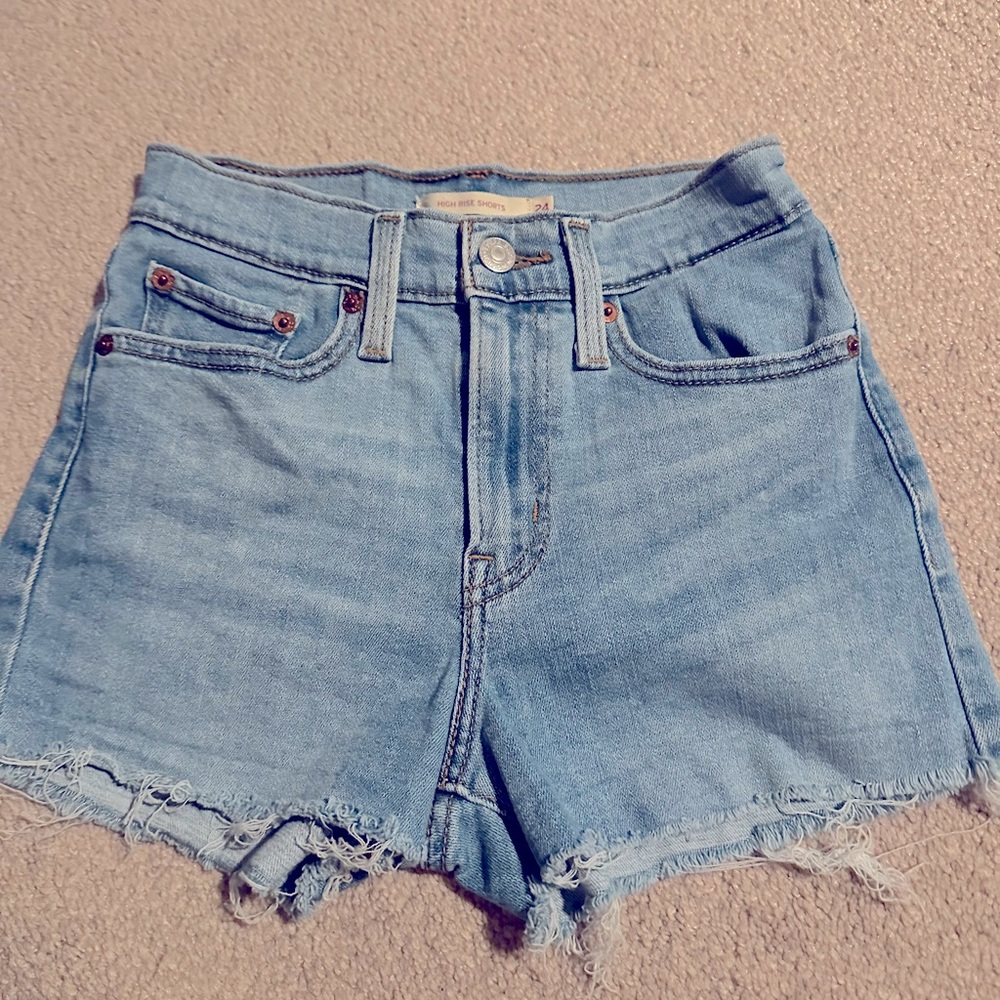 Denim Jean shorts lot of 2 Levi’s 24, American Eagle 00